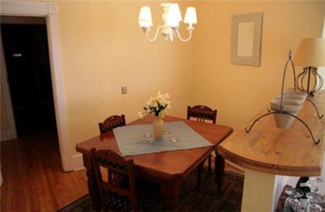 La Boheme Restaurant & B&B Edmonton Rom bilde