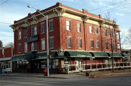 La Boheme Restaurant & B&B Edmonton Eksteriør bilde